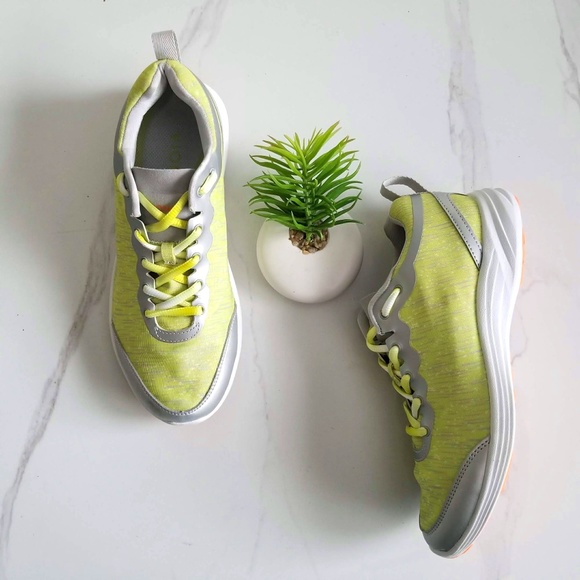 vionic women's fashion sneaker shoes